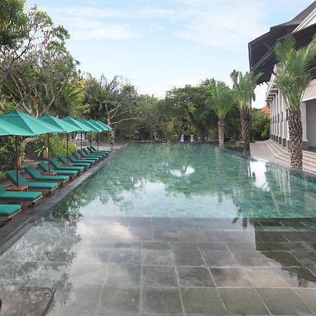Puri Santrian Hotel Sanur Exterior foto