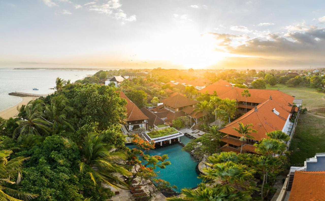 Puri Santrian Hotel Sanur Exterior foto