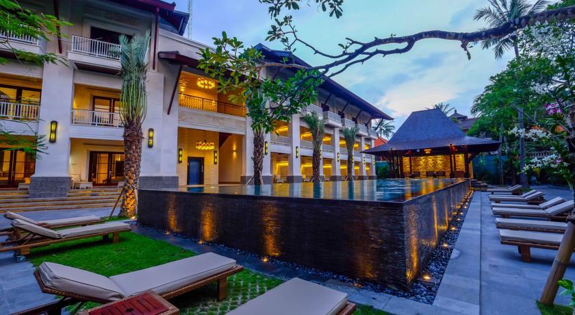 Puri Santrian Hotel Sanur Exterior foto