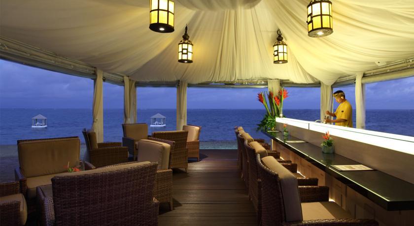 Puri Santrian Hotel Sanur Exterior foto