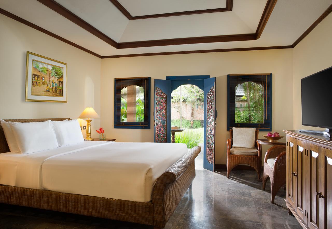 Puri Santrian Hotel Sanur Exterior foto